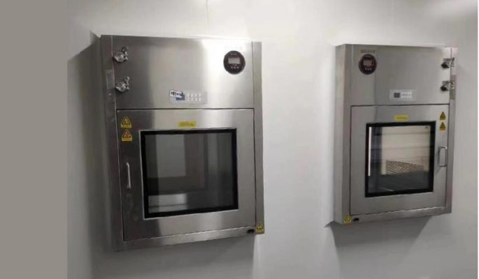 lắp đặt hoàn thiện pass box trong phòng sạch